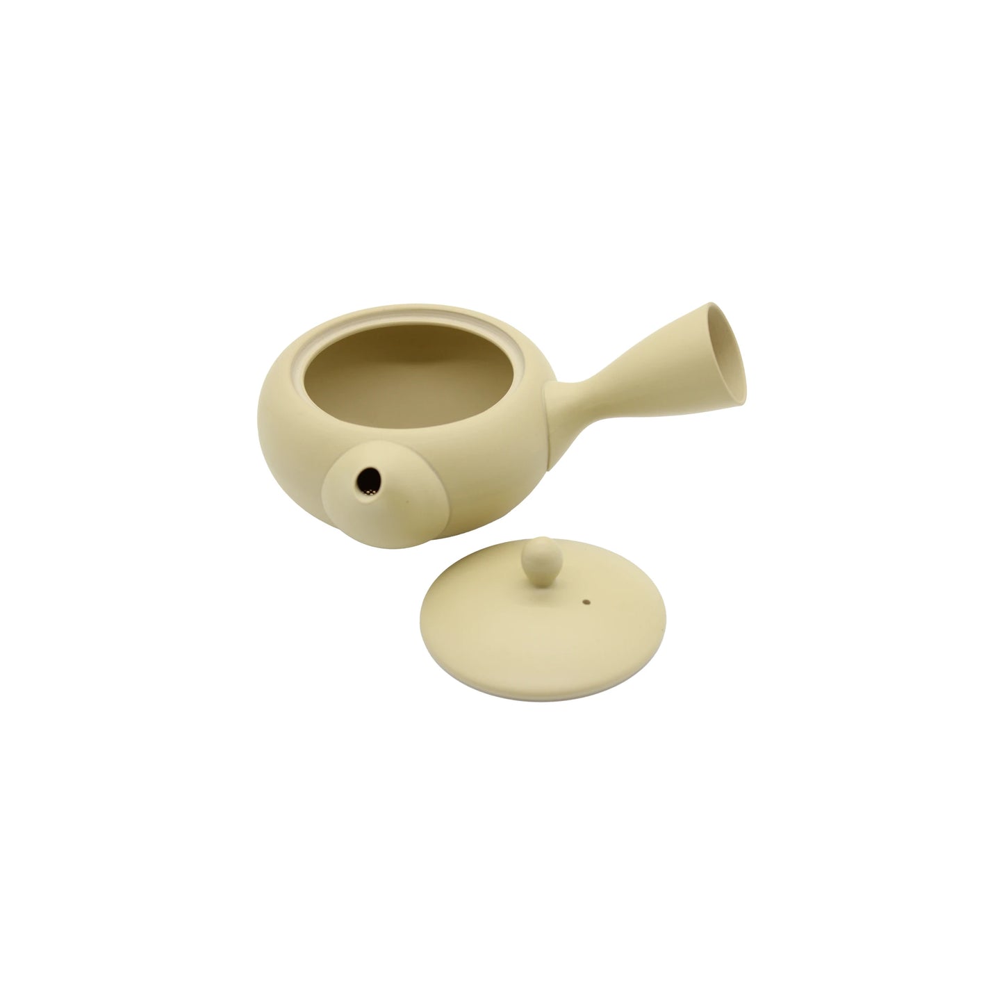 The Takasuke Kikumaru Kyusu Teapot in ivory (260ml & 310ml) by Isobe Shoten is pictured on a white background with its lid removed and set beside its side-handle opening.