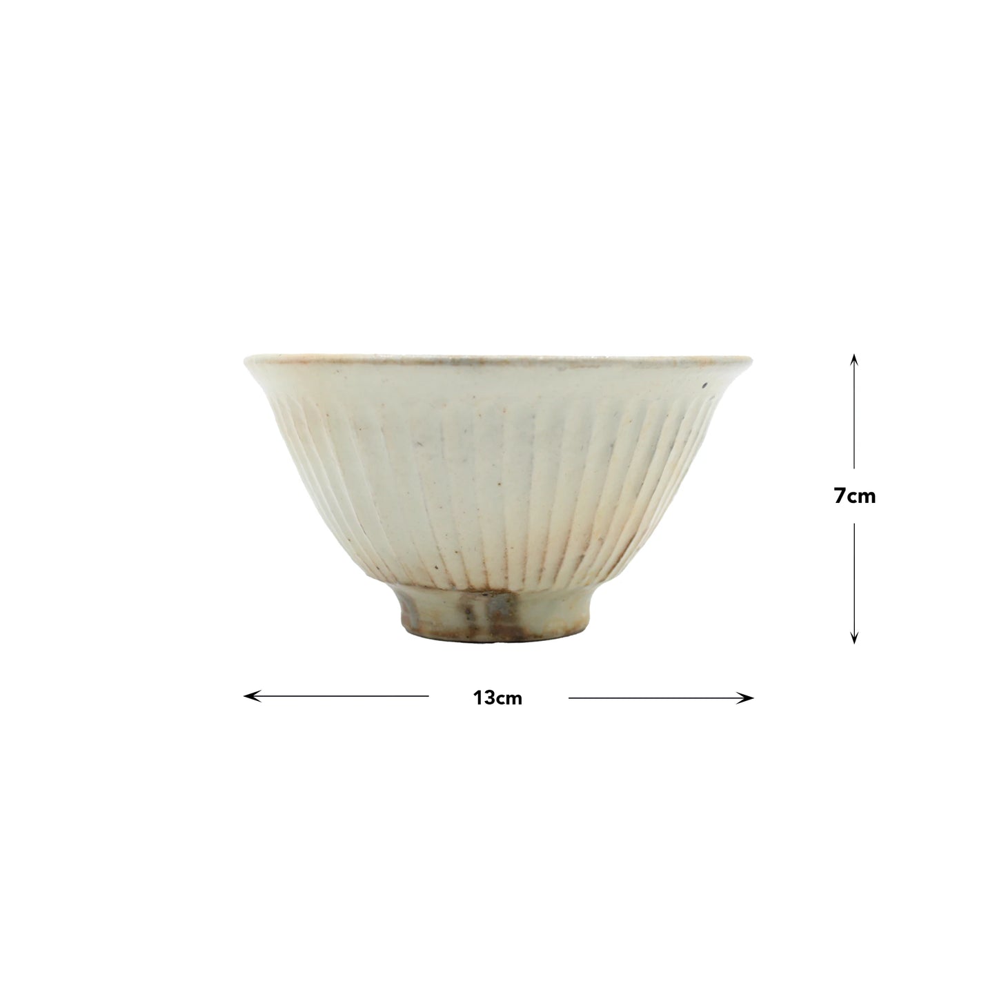 The Rice Bowl - Iron Scatter is a handmade ceramic bowl with vertical grooves, inspired by Shigaraki pottery, measuring 13 cm in diameter and 7 cm in height.