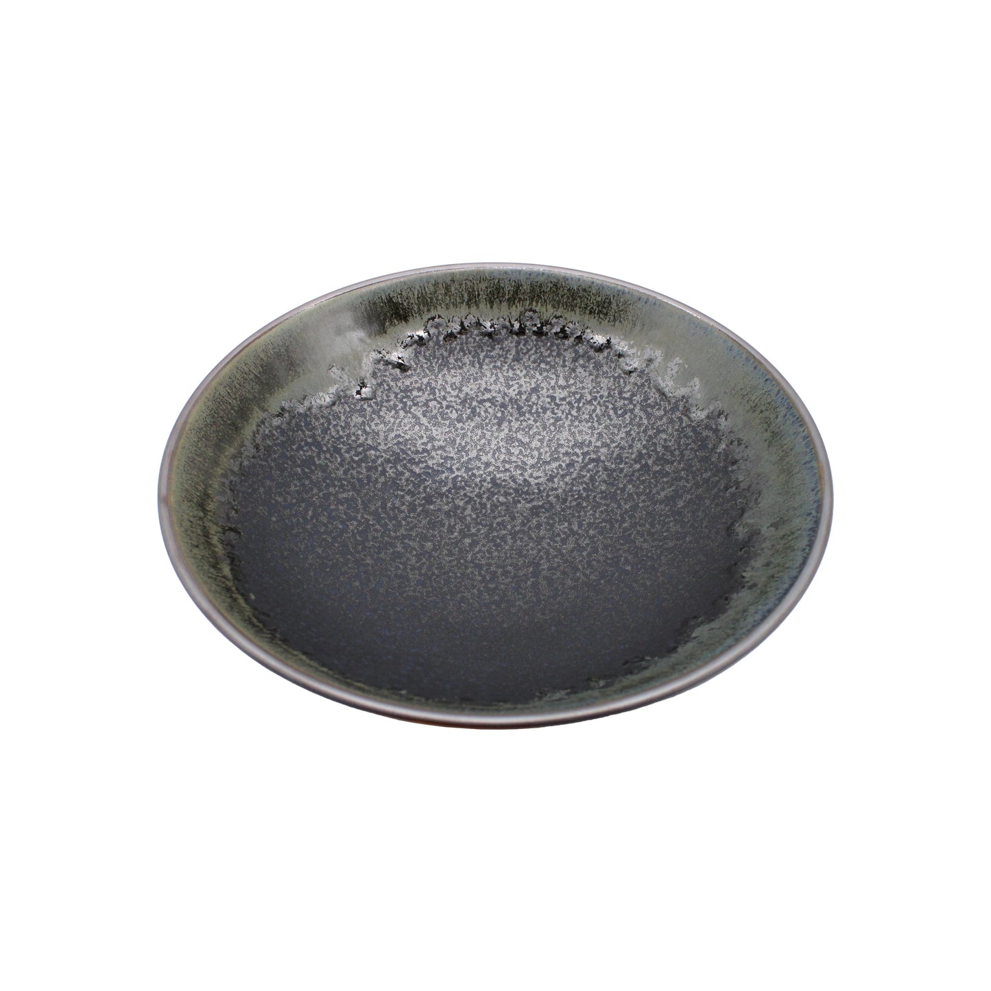 
                  
                    The Ramen Bowl - Matt Black with Gloss Rim is a round, shallow Minoyaki porcelain bowl featuring a dark, matte finish and glossy rim, displayed against a white background.
                  
                