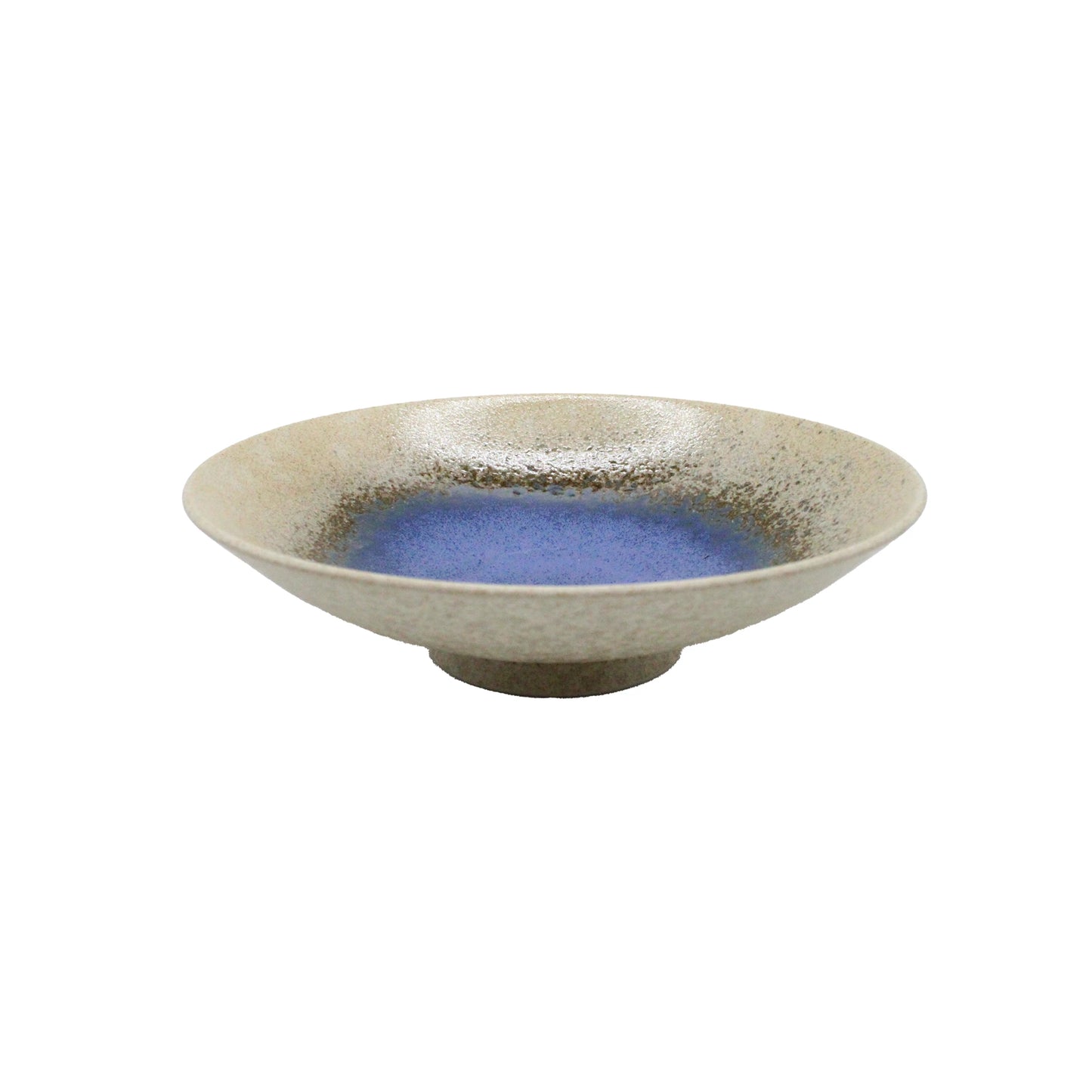 The Ramen Bowl - Minoyaki Mori Aya White and Blue is handcrafted in Japan with a textured beige exterior and smooth blue interior, shown here against a white background.