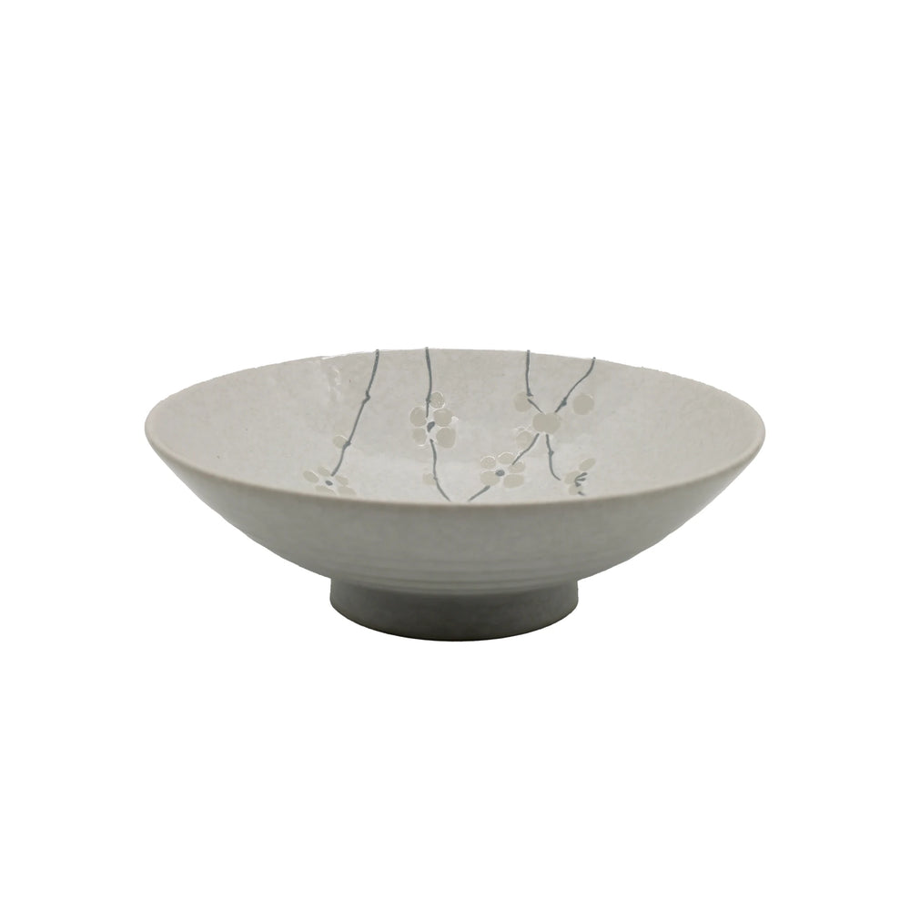 The Ramen Bowl - White Cherry Blossom features a shallow, light gray Minoyaki porcelain body with a wide rim and an elegant Sakura cherry blossom branch design inside, highlighting exquisite Japanese craftsmanship.